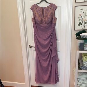 Azazie Mauve Lace Applique Chiffon Maxi Dress 18